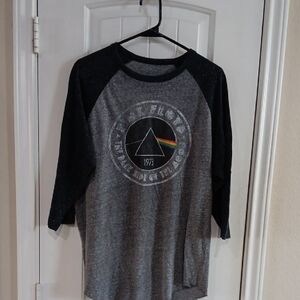 Pink Floyd Gray & Black LS Tee 1973 Release Date Graphic Sgl Stitch